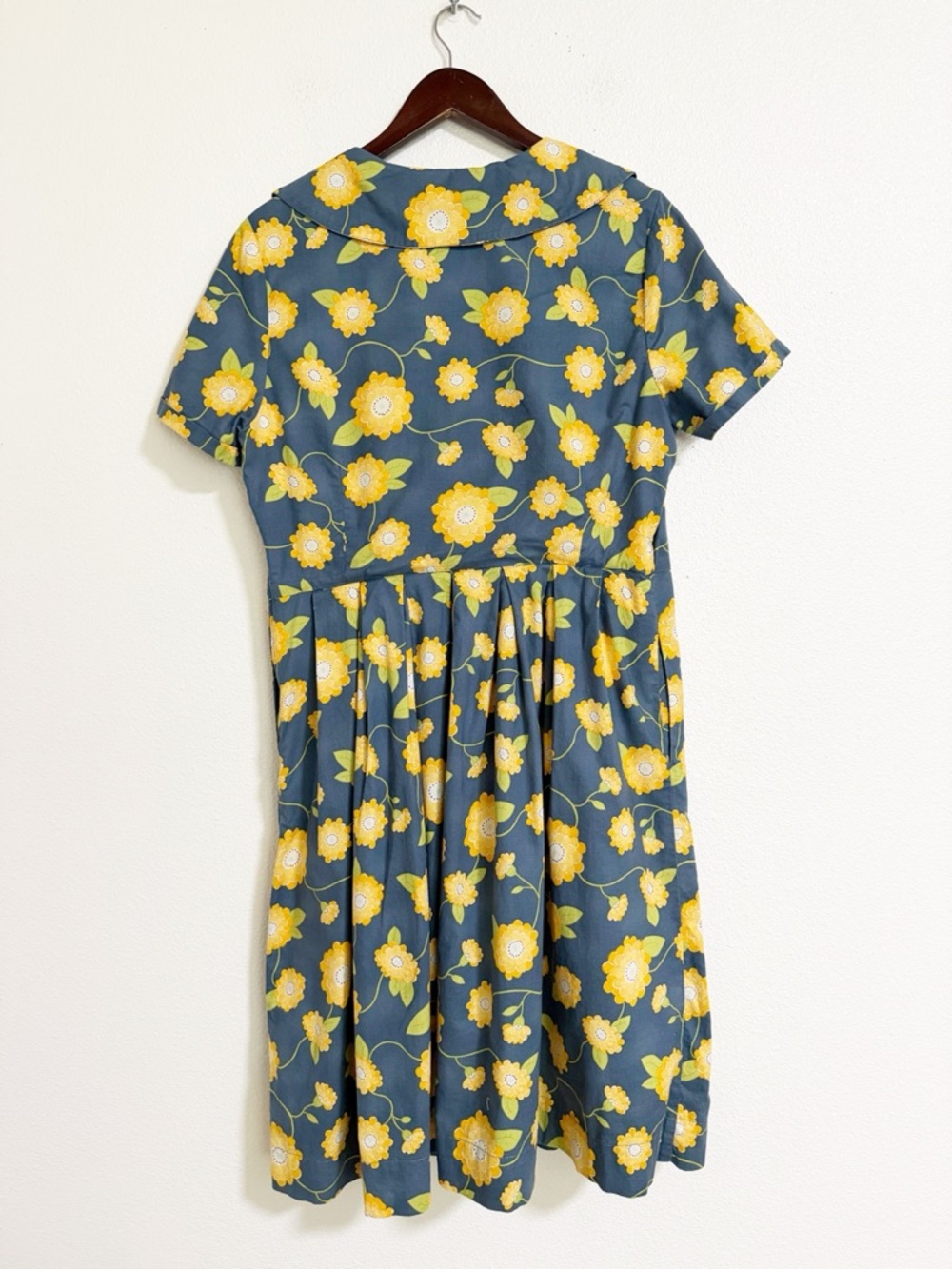 ModCloth Bea & Dot Floral Retro Mod Midi Dress - Picture 2 of 12